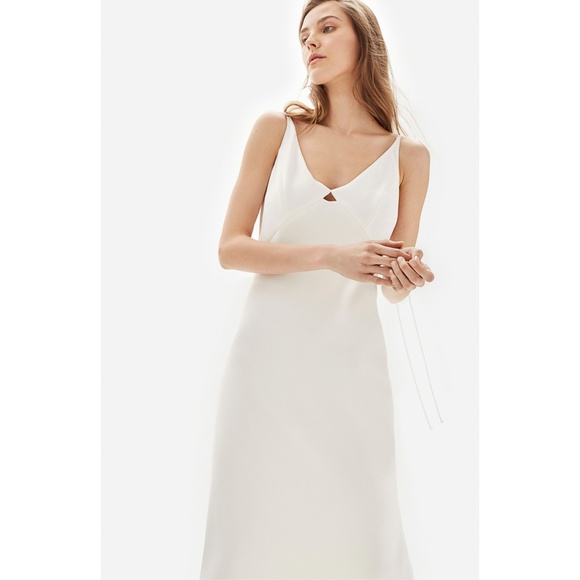 Topshop Bride V-Neck Satin Sheath Gown - Picture 8 of 9